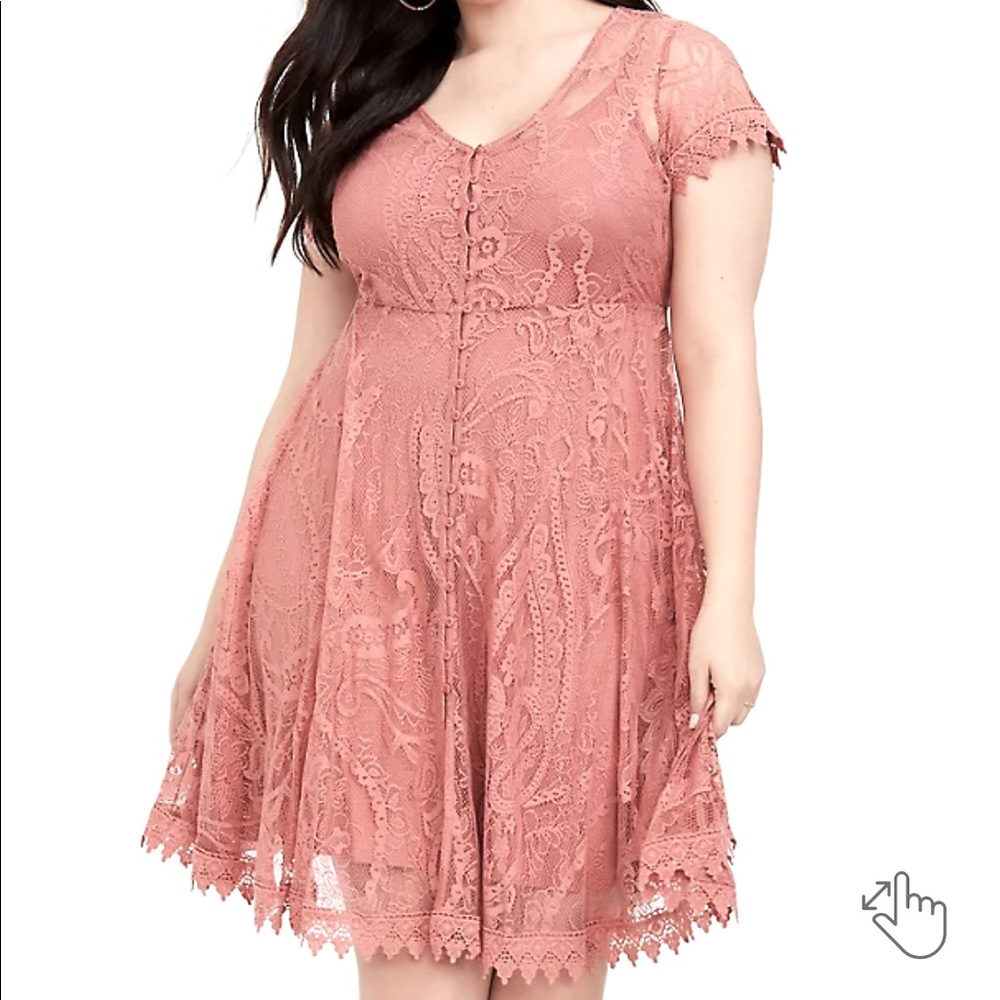 BLUSH PINK LACE BUTTON SHIRT DRESS